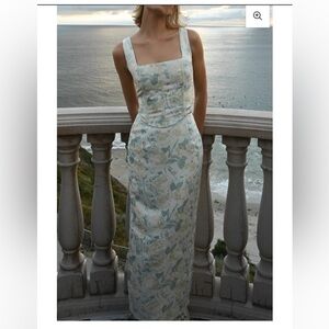 Yellow the Label Set